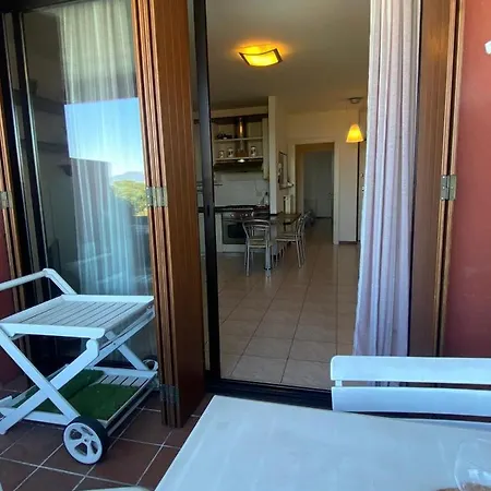 Apartamento The Sunny Lake - With Pool Desenzano del Garda