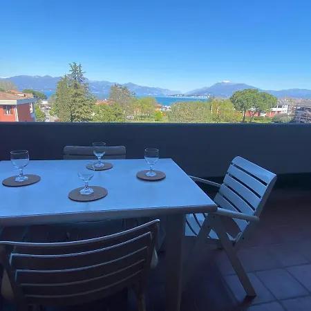 Apartamento The Sunny Lake - With Pool Desenzano del Garda